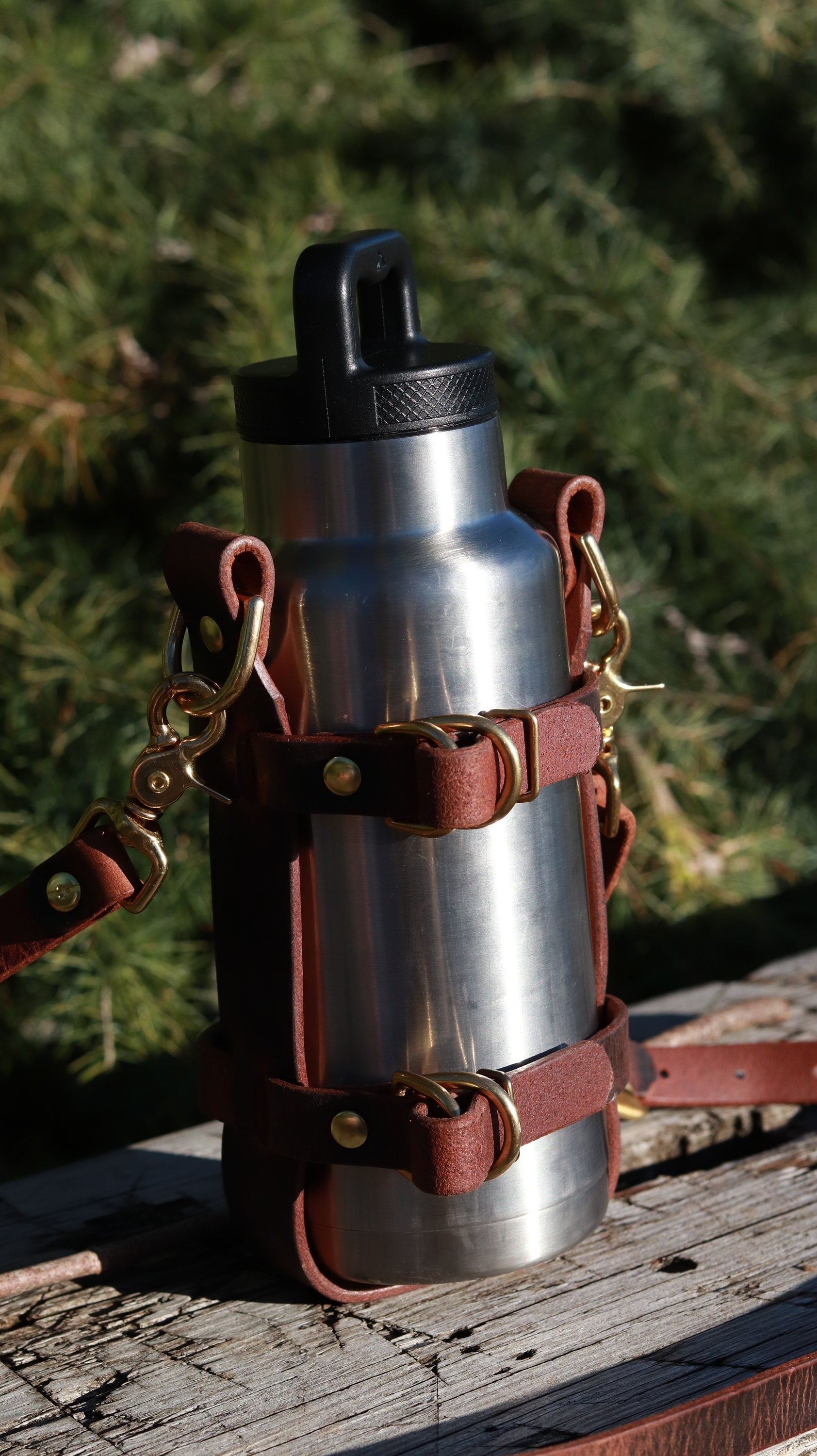 Full Grain Leather Water Bottle Carrier, Adjustable Shoulder Strap