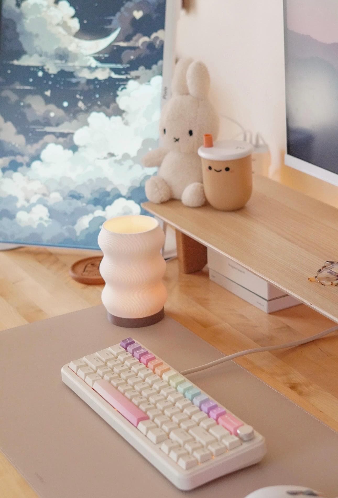 Wave Lamp - USB Powered - Dimmable - 15 Color Options - Modern Minimalist Design