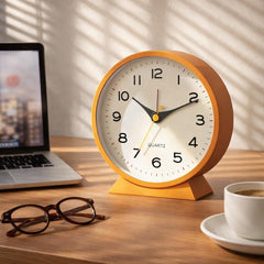 Retro Silent Analog Alarm Clock, Small Vintage Desk Bedside Table Clock